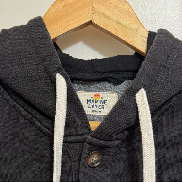 Marine Layer Men’s Placket Pullover Hoodie Medium Black Charcoal Cotton Blend - Picture 3 of 9